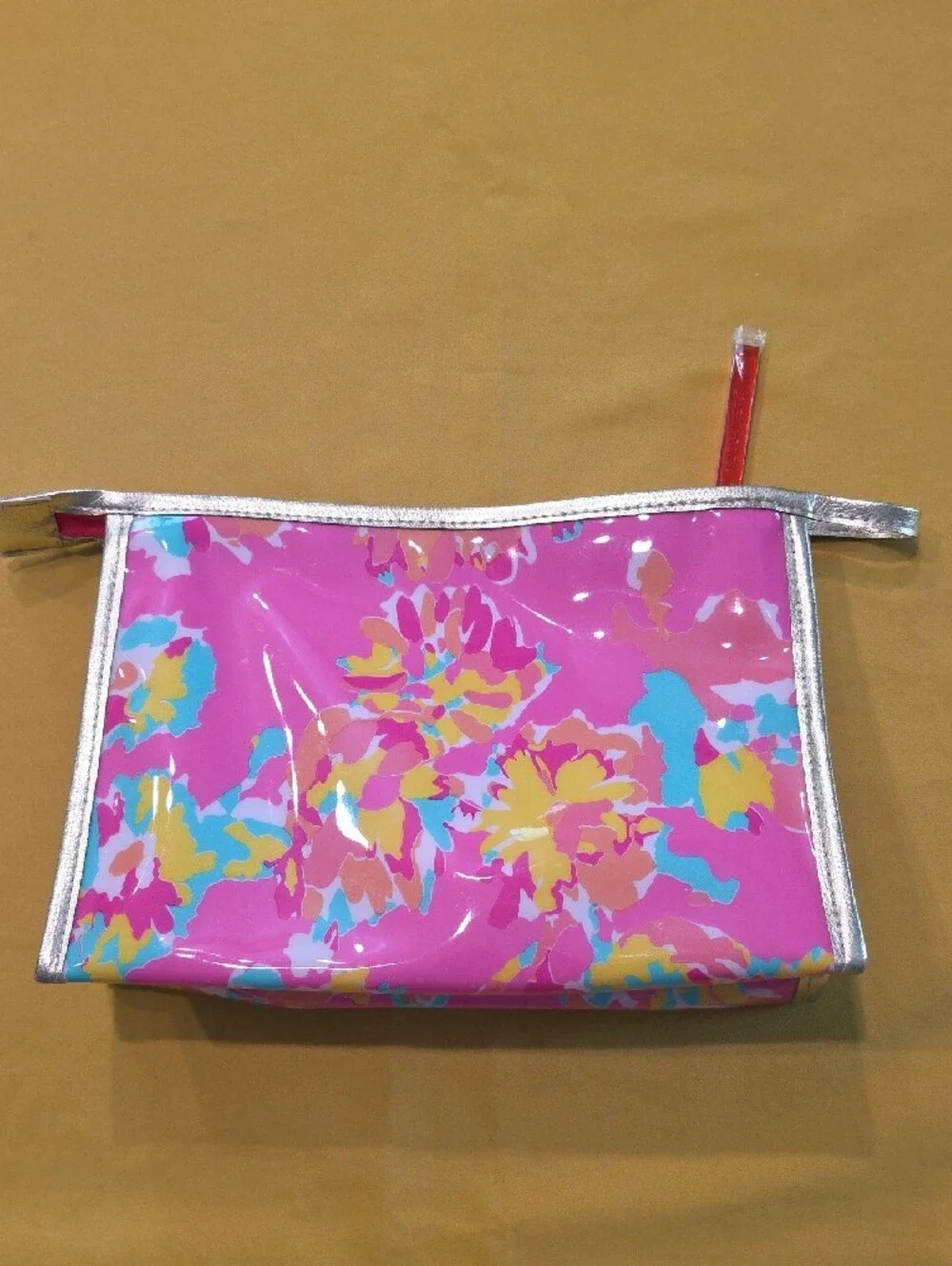 NWOT Lilly Pulitzer x Estee Lauder Floral Cosmetic Bag Set - Sealed Zipper Pull
